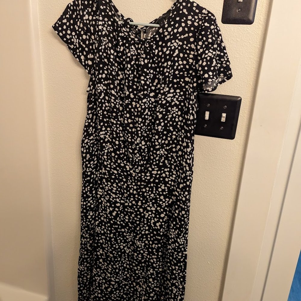 Black and white dotted Maxi Banana Republic Dress, size L